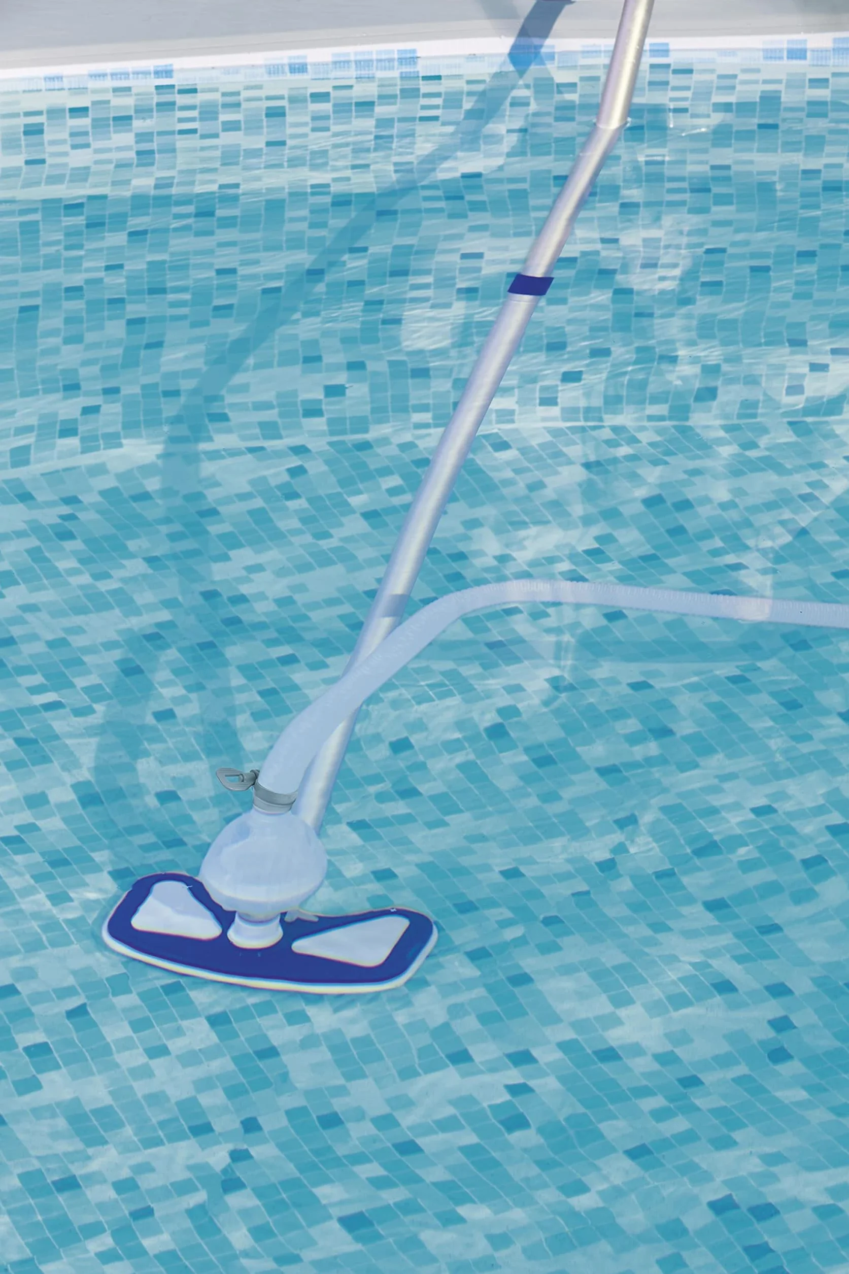 Bestway Flowclear™ AquaClean Pool Cleaning Kit