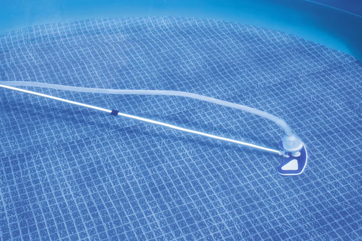 Bestway Flowclear™ AquaClean Pool Cleaning Kit