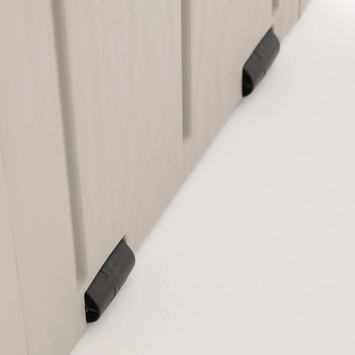 Arcon Resina Bravo 270 L 117 X 45 X 56h Gris Toomax