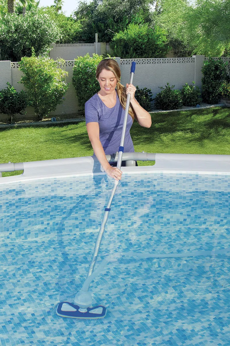 Bestway Flowclear™ AquaClean Pool Cleaning Kit